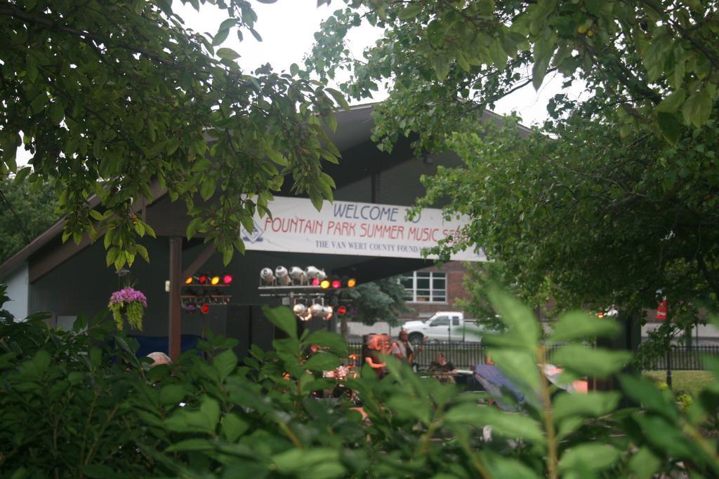 Fountain Inn Van Wert Exterior foto