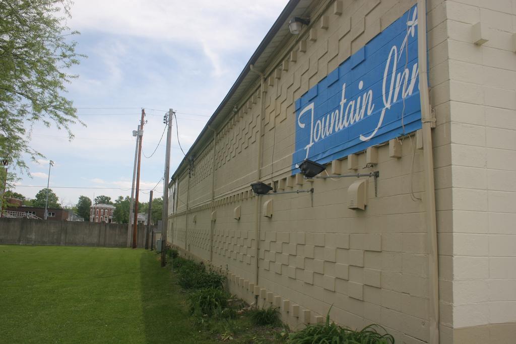 Fountain Inn Van Wert Exterior foto